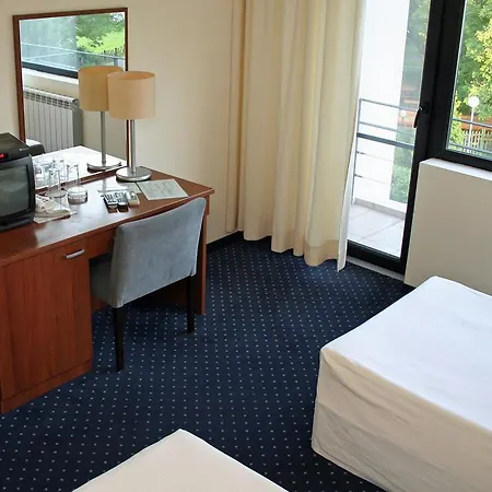 Paradise Hotel Targovishte (Targovishte)