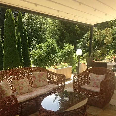 Paradise Hotel Targovishte (Targovishte)